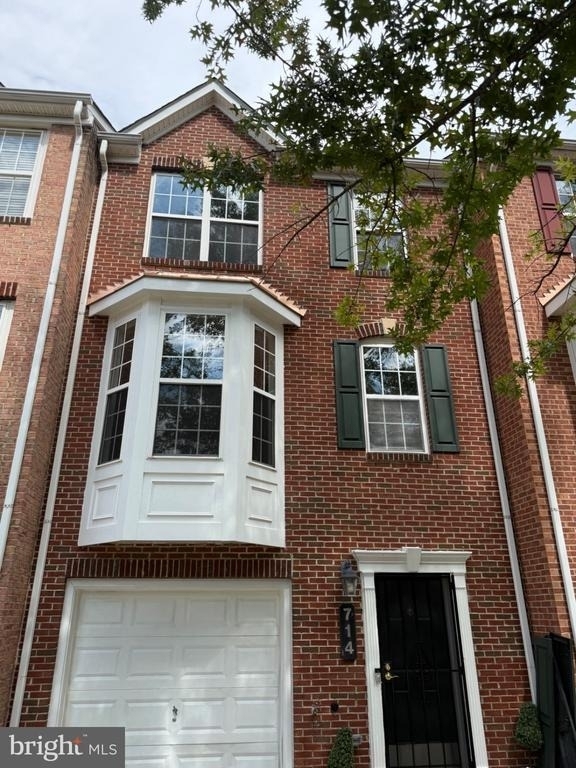 714 Parev Way - Photo 3