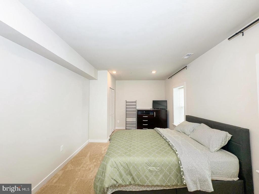 6717 Glenhurst Drive - Photo 9