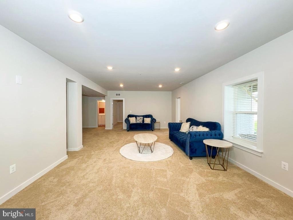 6717 Glenhurst Drive - Photo 7