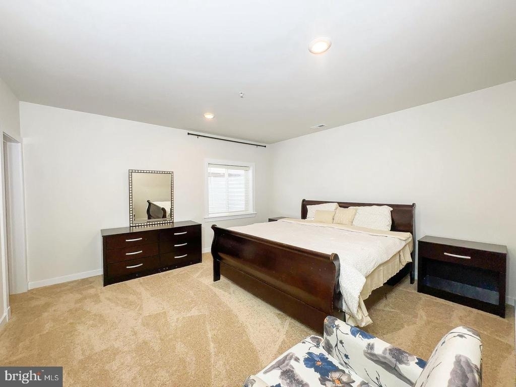 6717 Glenhurst Drive - Photo 11