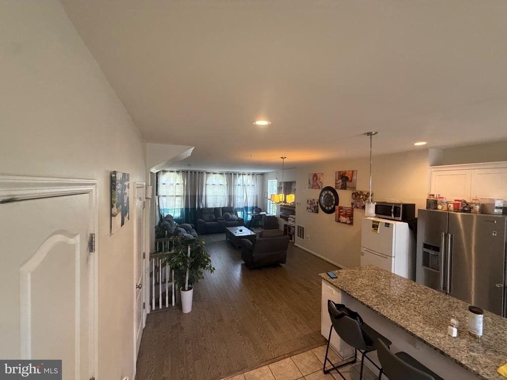 1608 Wesbourne Drive - Photo 8