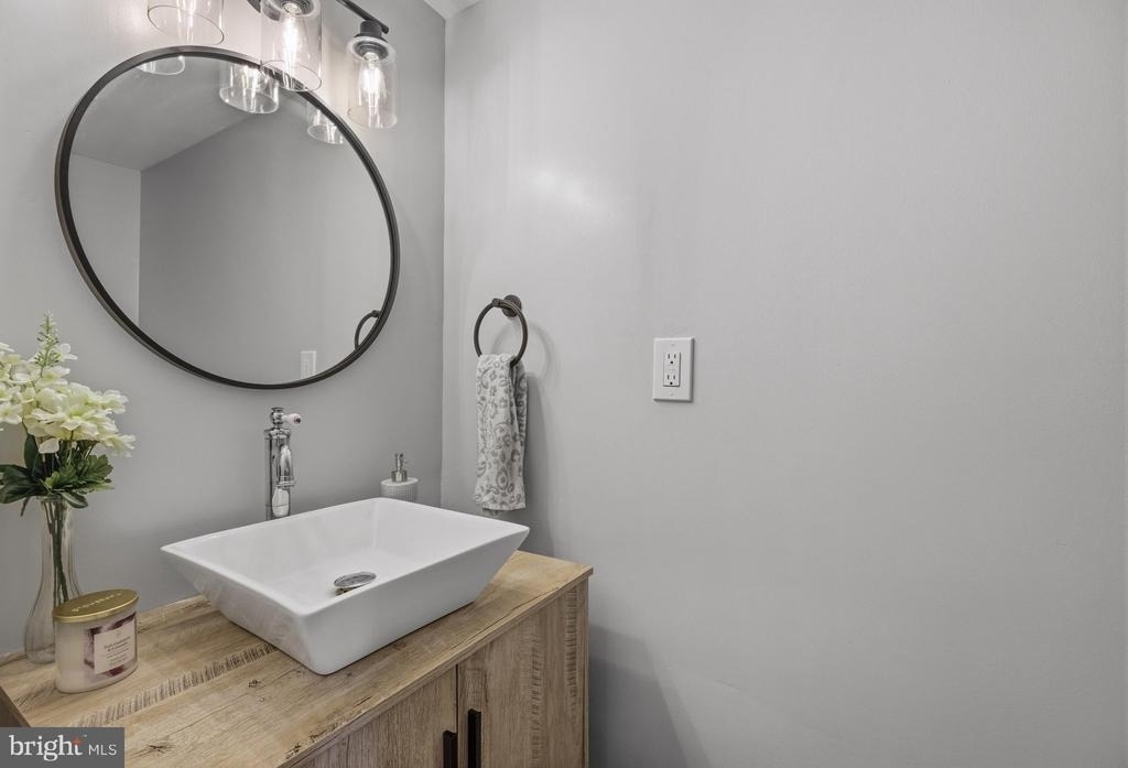 7110 Marbury Court - Photo 13