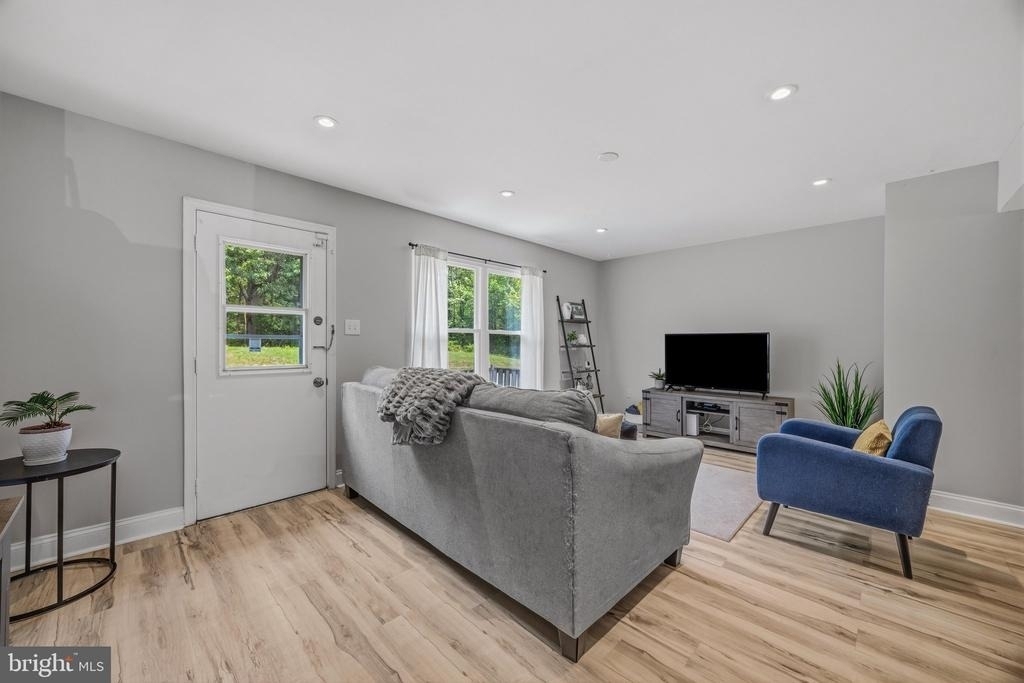 7110 Marbury Court - Photo 14