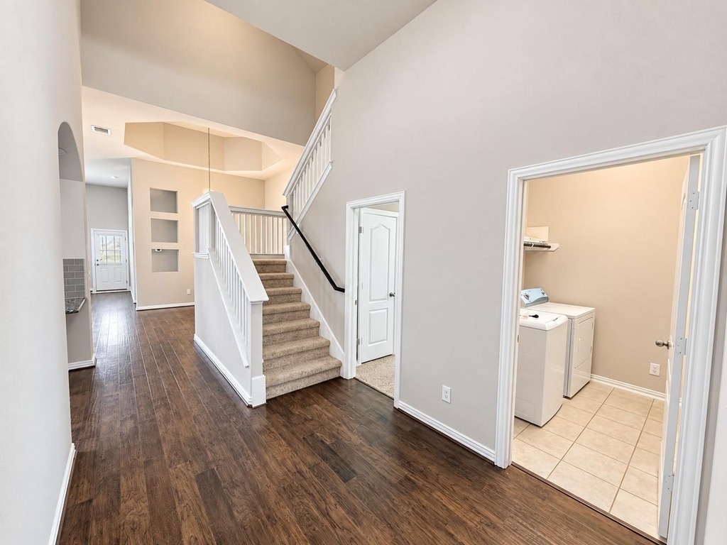 6050 Malta Cir - Photo 7