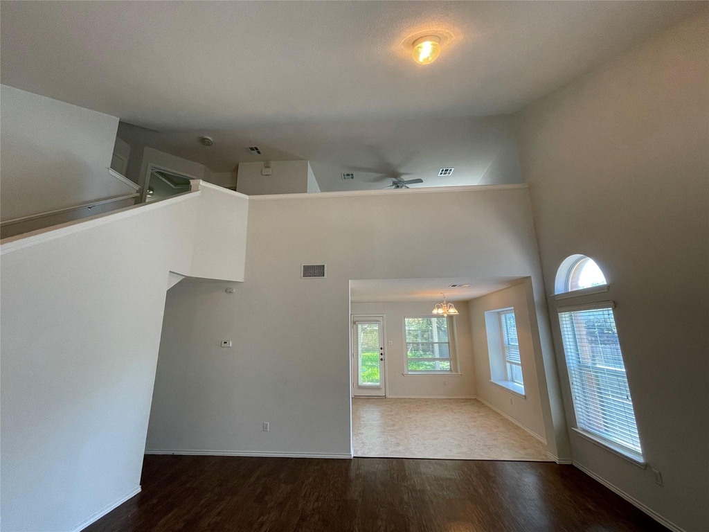 3830 Castle Rock Cv - Photo 5