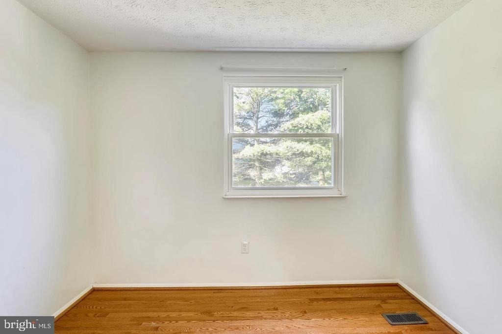 11127 Captains Walk Court - Photo 10
