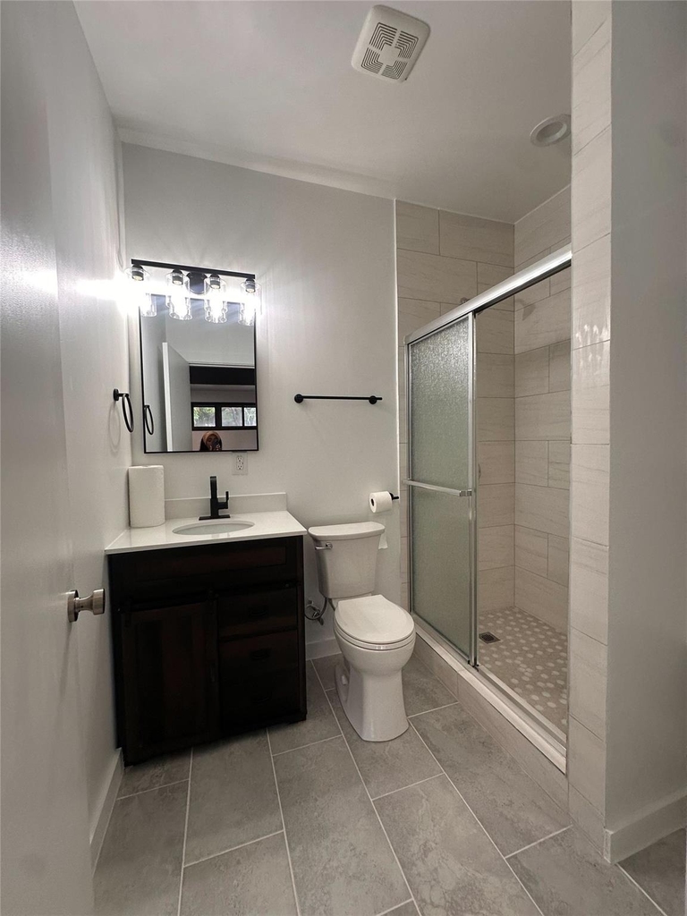 1302 Ridgecrest Dr - Photo 5