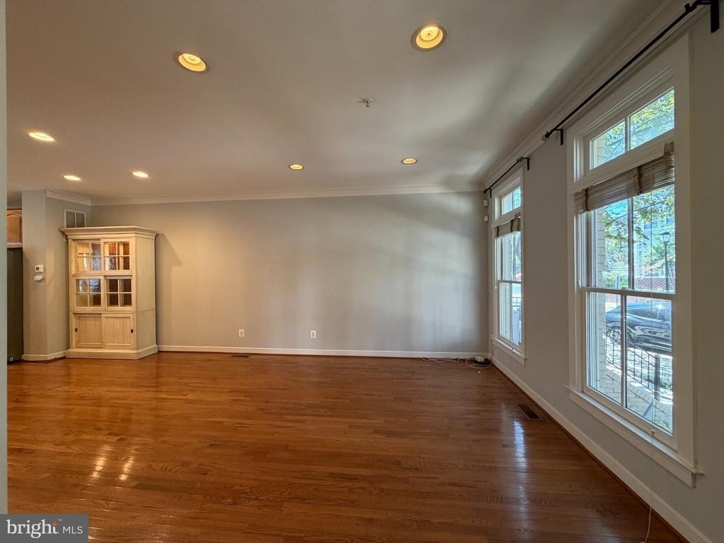 2352 Cobble Hill Terrace - Photo 7