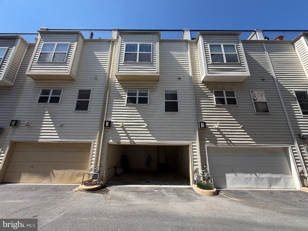 2352 Cobble Hill Terrace - Photo 32
