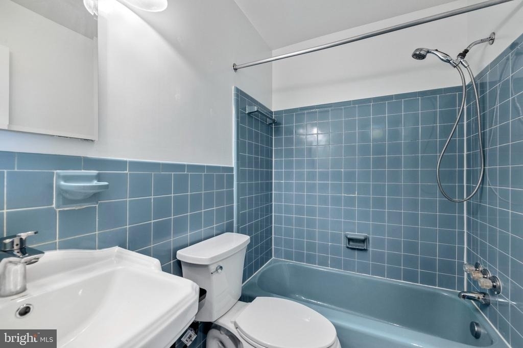 2409 Hayden Drive - Photo 9