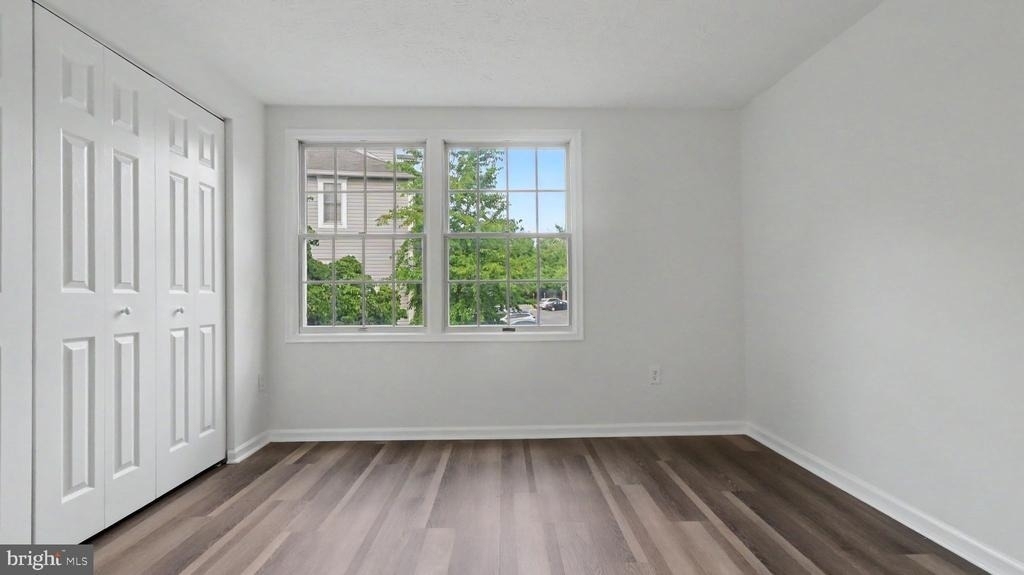 12209 St Peter Court - Photo 8