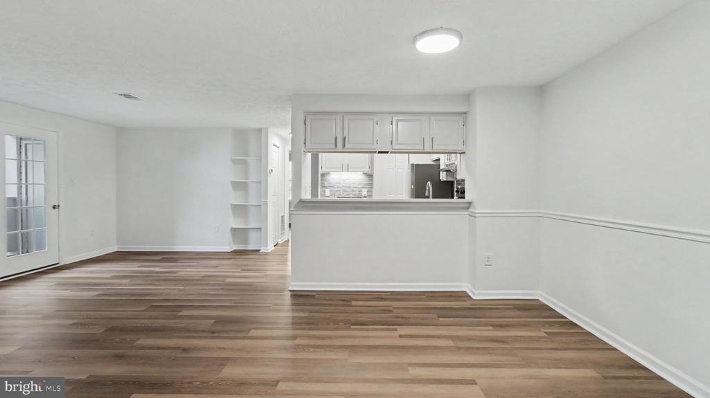 12209 St Peter Court - Photo 4