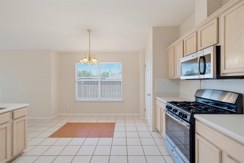 3705 Crownover St - Photo 5
