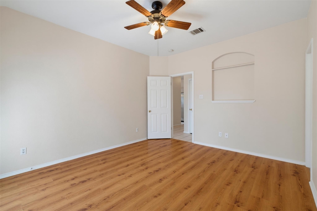 3705 Crownover St - Photo 13