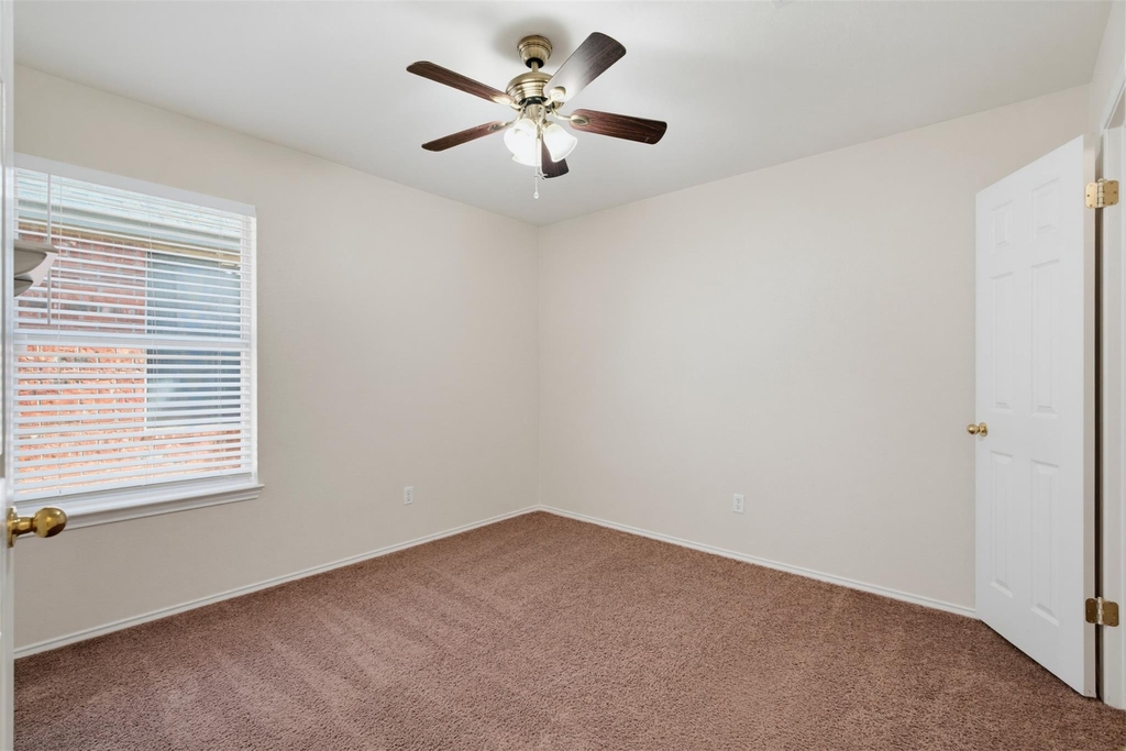 3705 Crownover St - Photo 18