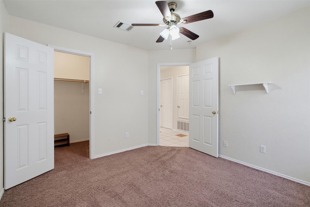 3705 Crownover St - Photo 19