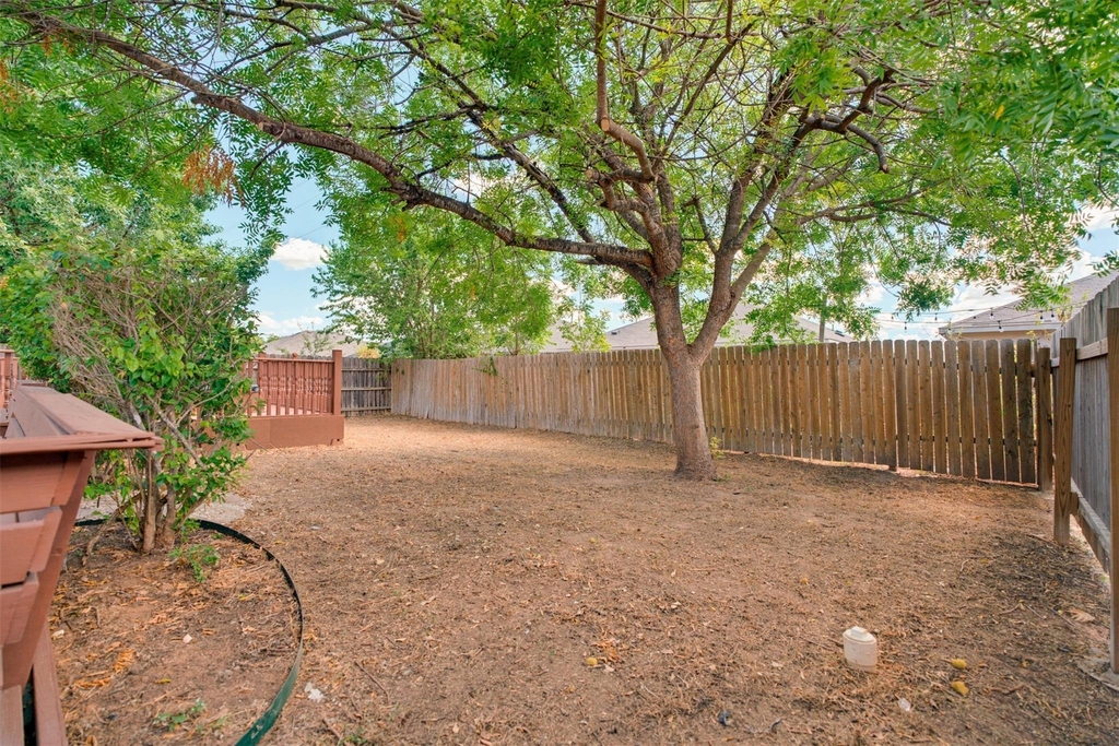 3705 Crownover St - Photo 28
