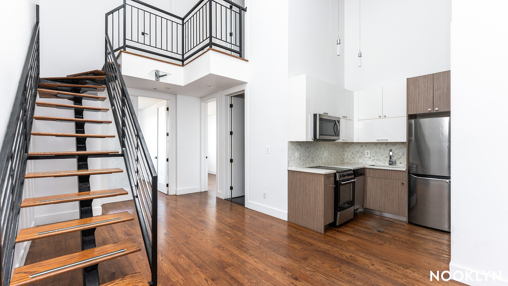 1784 Broadway - Photo 3