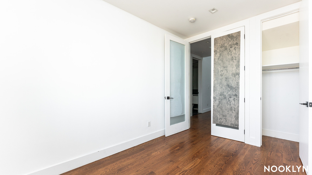 1784 Broadway - Photo 16