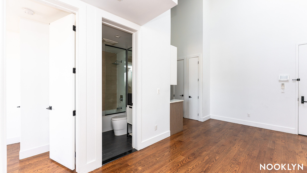 1784 Broadway - Photo 7
