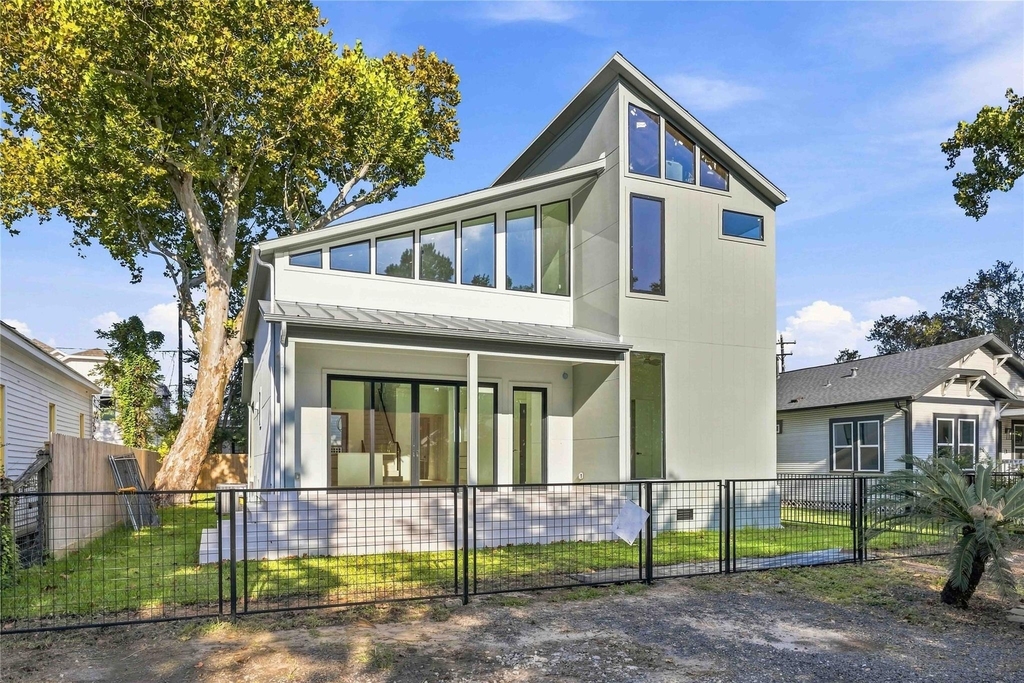 513 Archer St - Photo 1
