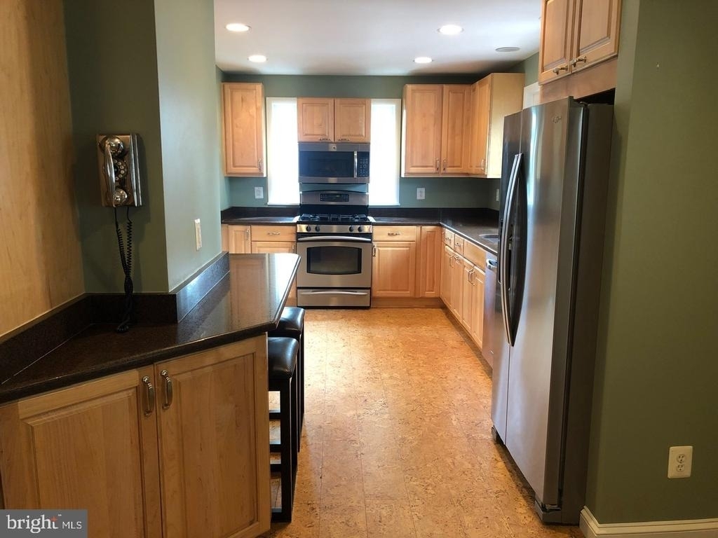 701 Robert Road - Photo 6