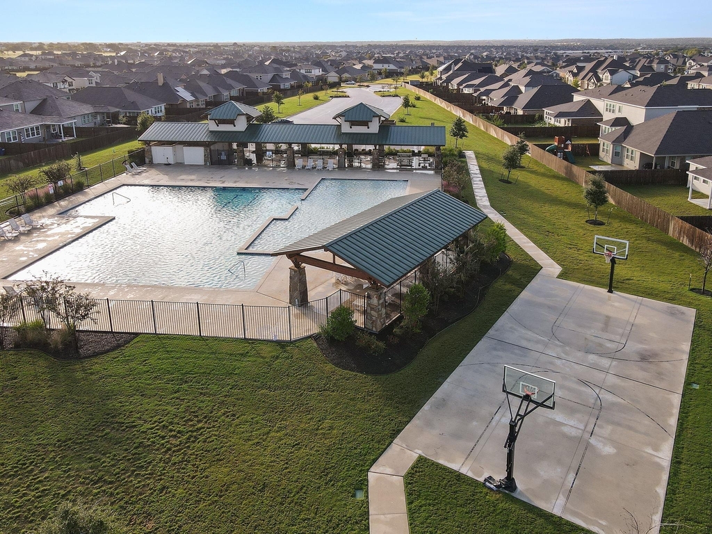 8525 Reggio St - Photo 34