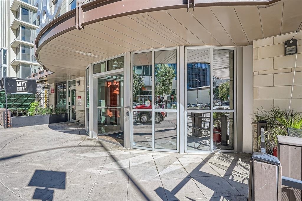 360 Nueces St - Photo 8