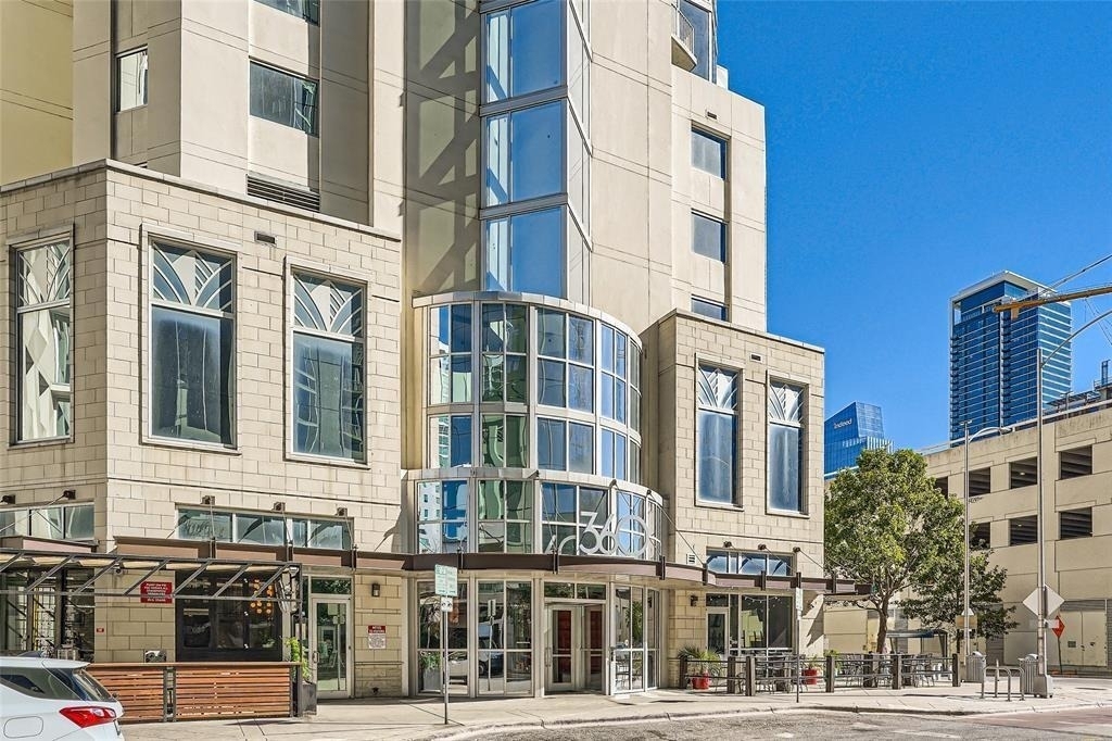 360 Nueces St - Photo 6