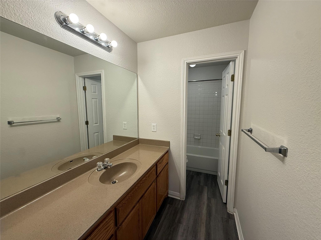 8713 Talyne Chaise Cir - Photo 7