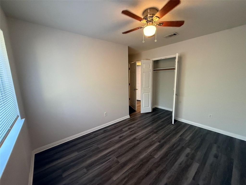 8713 Talyne Chaise Cir - Photo 5