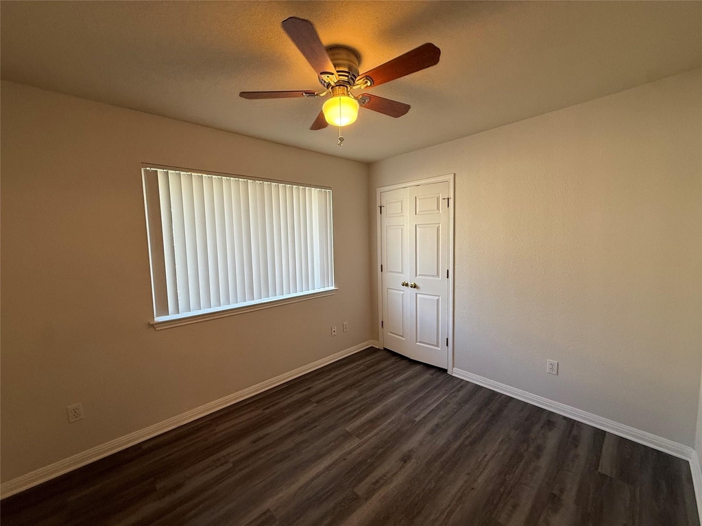 8713 Talyne Chaise Cir - Photo 6