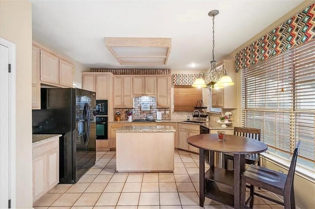 1006 Oaklands Dr - Photo 10