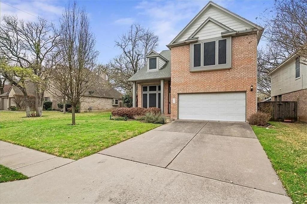 1006 Oaklands Dr - Photo 1
