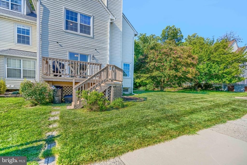 412 Darby Lane - Photo 4
