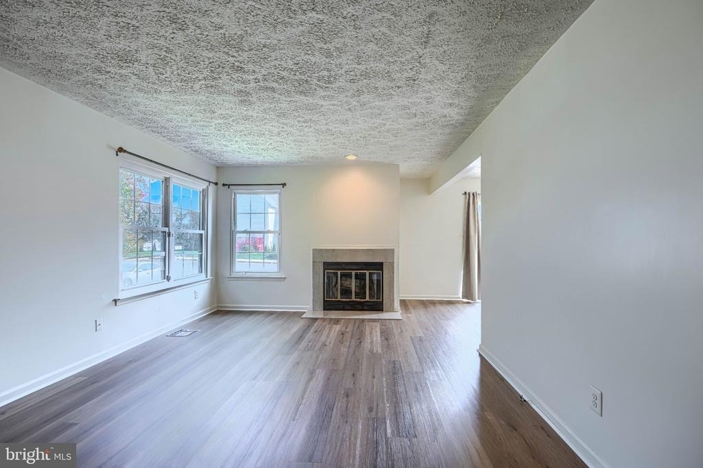 412 Darby Lane - Photo 5