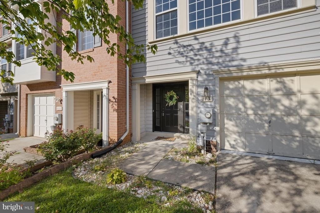 113 Lavenport Circle - Photo 1