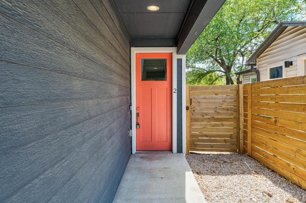 6503 Felix Ave - Photo 3
