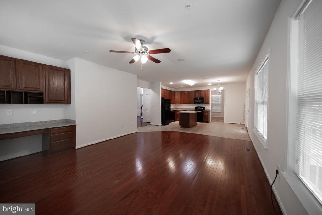 7356 Tottenham Drive - Photo 8