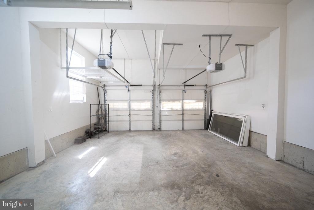 7356 Tottenham Drive - Photo 45