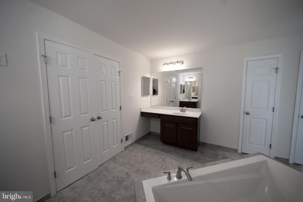 7356 Tottenham Drive - Photo 19