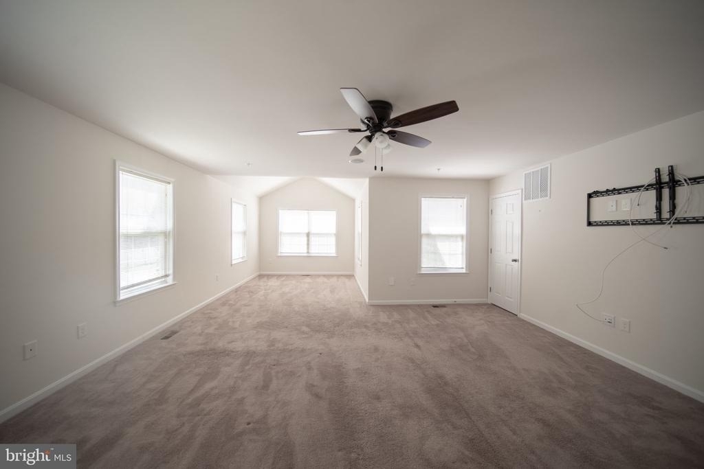 7356 Tottenham Drive - Photo 14