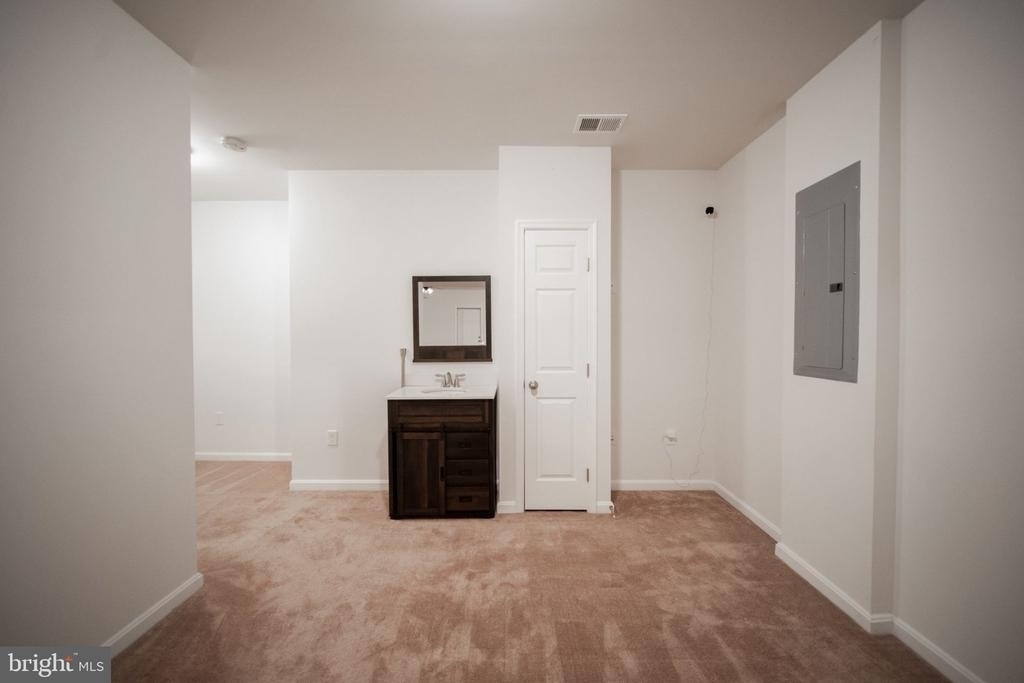 7356 Tottenham Drive - Photo 40