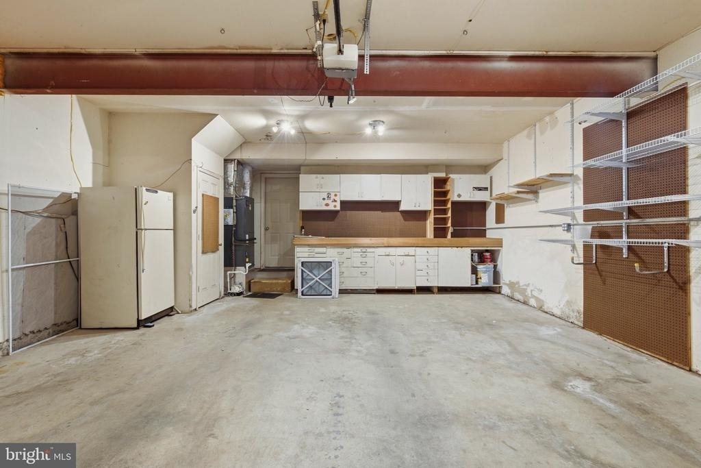 427 Lessin Drive - Photo 34