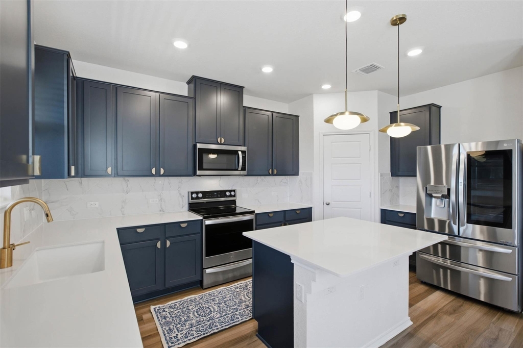 4605 Colmar Dr - Photo 15