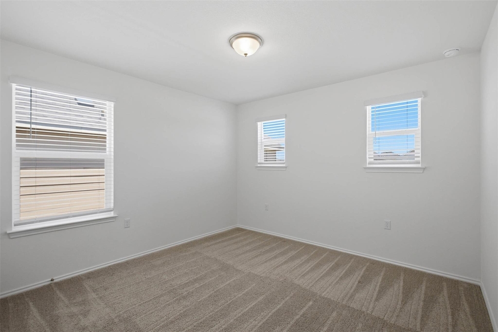 4605 Colmar Dr - Photo 20