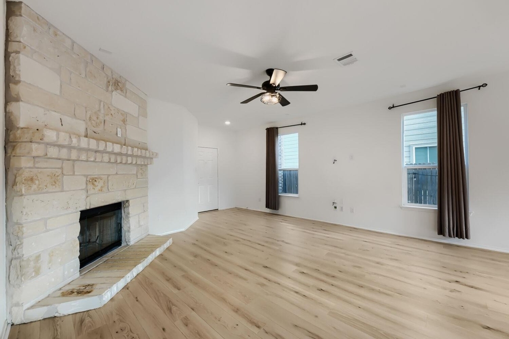 14220 James Buchanan St - Photo 9