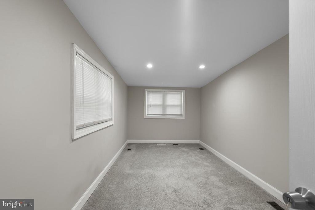 607 S Durham Street - Photo 13
