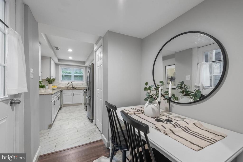 607 S Durham Street - Photo 4