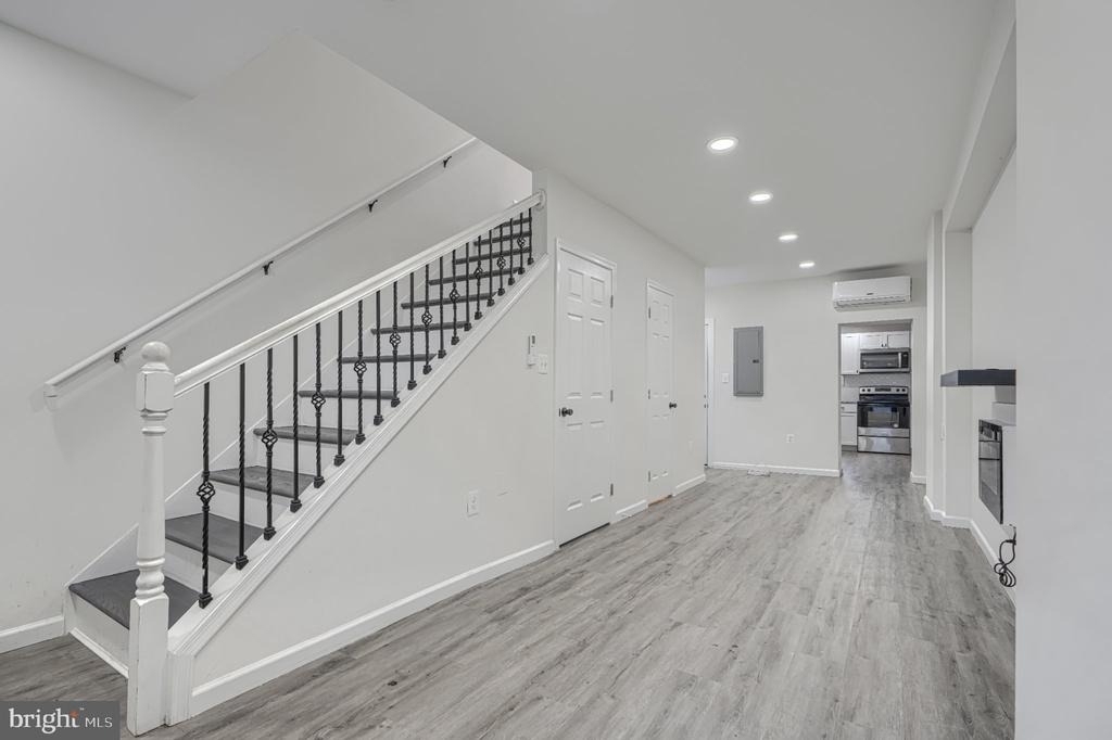3435 Hickory Avenue - Photo 4